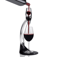 Prevzdušňovač (dekantér) červeného vína so stojanom