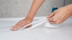 Tesa Vodeodolná protišmyková páska pre kúpeľne - priesvitná, ľahko použiteľná, 5m x 25mm