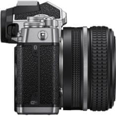 Nikon Z fc + 28mm f/2.8 sa (VOA090K001)