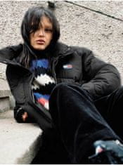 Tommy Jeans Čierny dámsky prešívaný zimný kabát Tommy Jeans M
