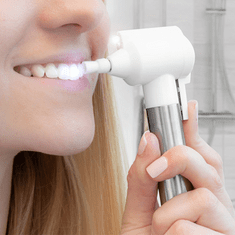 InnovaGoods Pomoc pri čistení a bielení zubov