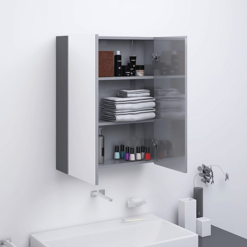 Vidaxl Kúpeľňová zrkadlová skrinka 60x15x75 cm MDF lesklá sivá