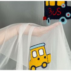 DESIGN 91 Detská záclona s autíčkami - Alvin bielá 140 x 250 cm na krúžky