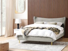 Beliani Zamatová posteľ 180 x 200 cm svetlosivá CHALEIX