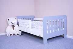 NEW BABY Detská posteľ so zábranou New Baby ERIK 160x80 cm bielo-sivá 