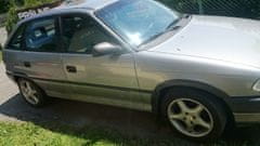 Autonar czech Plastové lemy blatníka Opel Astra F 1991-2002 úzka lišta
