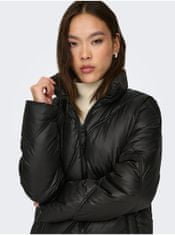 Jacqueline de Yong Čierny dámsky prešívaný zimný kabát JDY Verona S