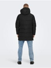 ONLY&SONS Čierny pánsky prešívaný zimný kabát ONLY & SONS Carl S