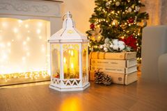Lampáš MagicHome Vianoce Morocco, LED, sviečky, biely, 3xAAA, plast, časovač, 18x15x32 cm