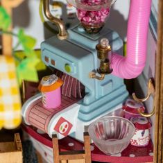 Robotime miniatura domečku Obchod se sladkými džemy