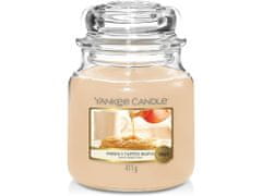 Yankee Candle Klasická vonná sviečka v sklenenom obale Freshly Tapped Maple 411 g