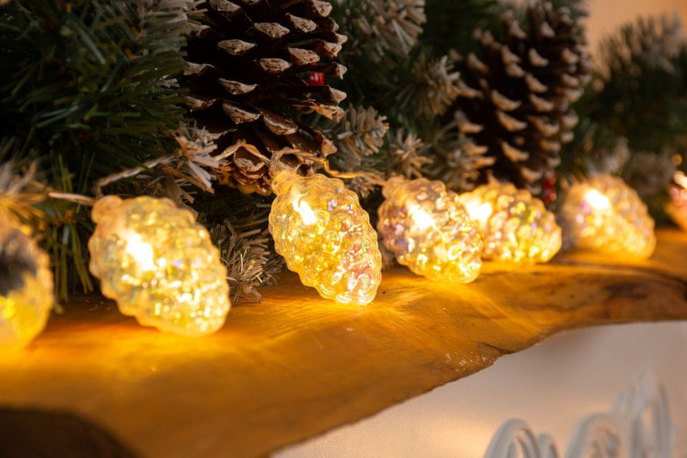 Reťaz MagicHome Vianoce Pine, 10x LED teplá biela, so šiškami, 2xAA, jednoduché svietenie, osvetlenie, L-1,35 m