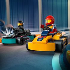 LEGO City 60400 Motokáry s vodičmi