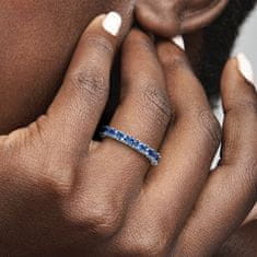 Pandora Trblietavý strieborný prsteň s modrými kryštálmi Eternity Timeless 190050C02 (Obvod 52 mm)