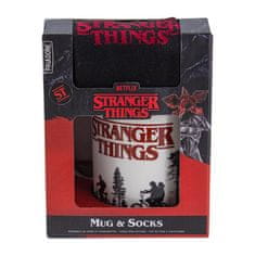 Stranger Things Darčekový set (hrnček a ponožky)