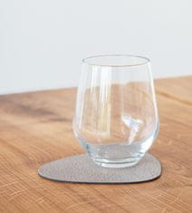 Dizajnová podložka pod pohár z recyklovanej kože Curve; teplá sivá