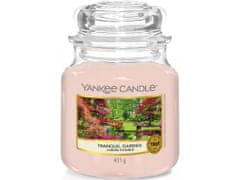Yankee Candle Klasická vonná sviečka v sklenenom obale Tranquil Garden