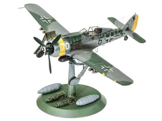 REVELL ModelKit lietadlo 04869 - Focke Wulf Fw190 F-8 (1:32)