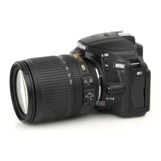 Nikon D5500 + 18-105 VR