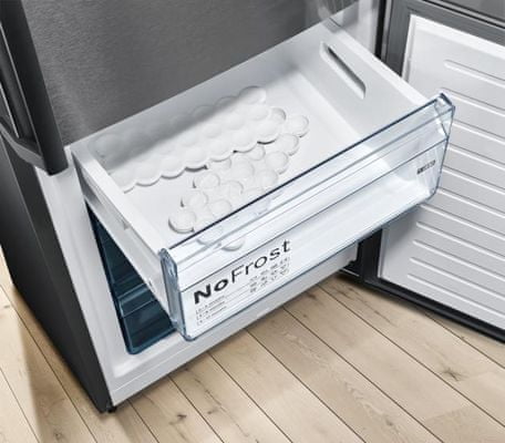 Volně stojící kombinovaná lednice Bosch KGN49XI40 NoFrost technologie