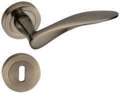 Infinity Line Alicja 400 patina - kľučka na dvere - pre izbový kľúč