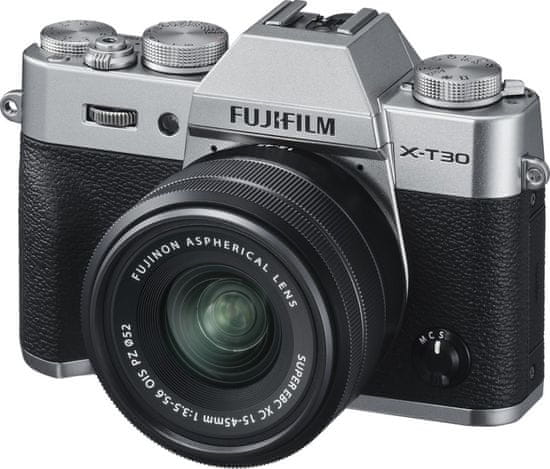 FujiFilm X-T30 + XC 15-45 mm