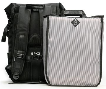 PKG Concord Laptop Backpack predné vrecká čalúnené ramenné popruhy 22 l odolná látka