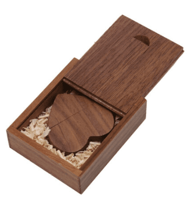 CTRL+C SADA USB v tvare SRDCA a drevenej krabičky, orech