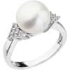 Strieborný prsteň s bielou riečnou perlou a zirkónmi 25002.1 (Obvod 54 mm)
