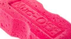 Muc-Off Špongia z mikrovlákna ružová