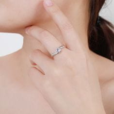 MOISS Elegantný strieborný prsteň s čírymi zirkónmi R00005 (Obvod 62 mm)
