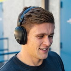 Studio Pro Wireless Over Ear