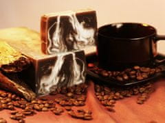 L´Cosmetics Prírodné ručne robené mydlo bez SLS - Mliečna káva s bielym ílom a dreveným uhlím 100g +/-6%