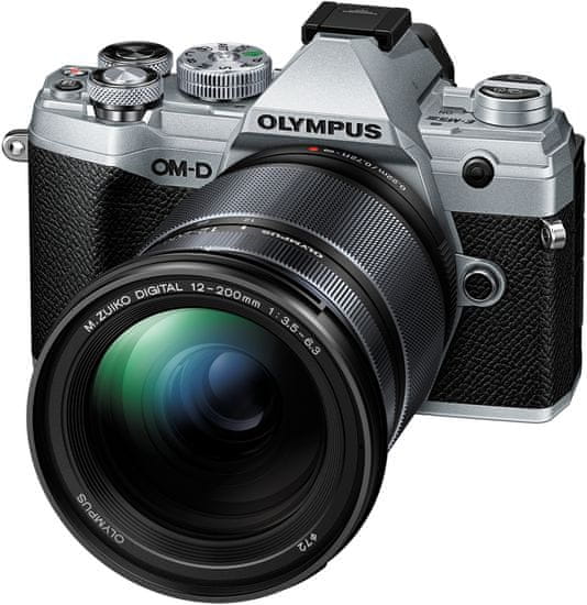Olympus E-M5 Mark III + 12-200mm II (V207090SE010), strieborná/čierna