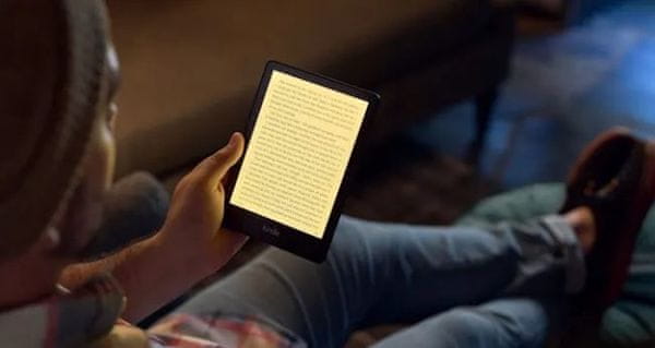 Čtečka e-knih Amazon Kindle Paperwhite 5 2021, 32GB, lehká, velká paměť, LED nasvícení 17 diod Bluetooth USB-C bez reklam voděodolné tělo IPX8 E-Ink displej velký displej kompaktní rozměry USB-C konektor rychlejší listování stránek nová generace Kindle nastavení teplých odstínů