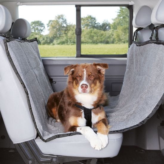 Trixie Autopoťah za zadné sedadlá fleece / polyester 1,40 x1, 60m
