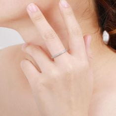 MOISS Minimalistický strieborný prsteň so zirkónmi R00020 (Obvod 48 mm)
