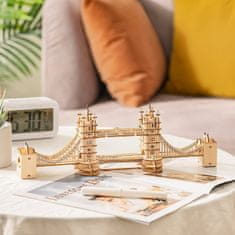 Robotime Rolife Svietiace 3D drevené puzzle Tower Bridge 113 dielikov