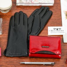 Beltimore  K25 Dámska kožená sada peňaženka červená s rukavicami