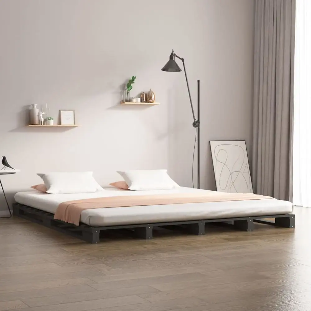 Petromila vidaXL Paletová posteľ, sivá 135x190 cm, borovica, dvojlôžko