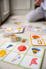 Farfarland Loto s priehľadnými plastovými kartami - Poloviny. Vzdělávací hry. Hry pro děti - barevné skládačky deskové hry pro batolata. Rané vzdělávání