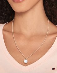 Tommy Hilfiger Romantický bronzový náhrdelník s perleťou Iconic Circle 2780657
