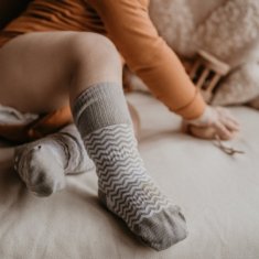 KipKep detské ponožky Stay-on-Socks ANTISLIP 12-18m 1pár Ziggy Grey