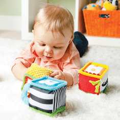 Infantino Textilné kocky s aktivitami 4 ks