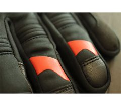 NAZRAN Rukavice na moto Resort 2.0 WTP black/red vel. S