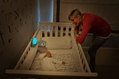 Infantino Nočné lampička s projekciou modrá