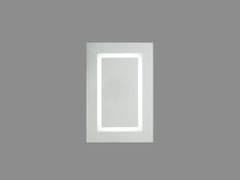 Beliani Kúpeľňová zrkadlová skrinka na stenu s LED osvetlením 40 x 60 cm biela KONDOR