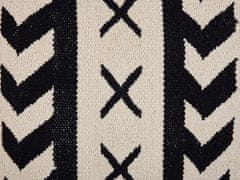 Beliani Bavlnený vankúš s geometrickým vzorom so strapcami 45 x 45 cm béžový / čierny DEADNETTLE