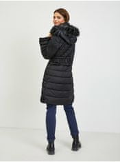 Guess Čierny dámsky páperový zimný kabát s odopínacou kapucňou a kožúškom Guess Lolie S