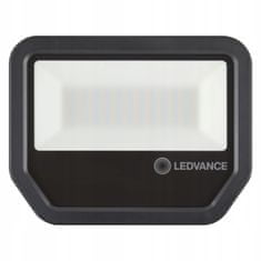LEDVANCE LED Reflektor 50W 5500lm 3000K Teplá biela IP65 čierny